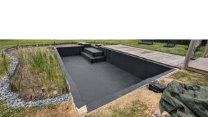 1148